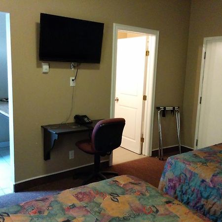 Bonnyville Hotel Εξωτερικό φωτογραφία