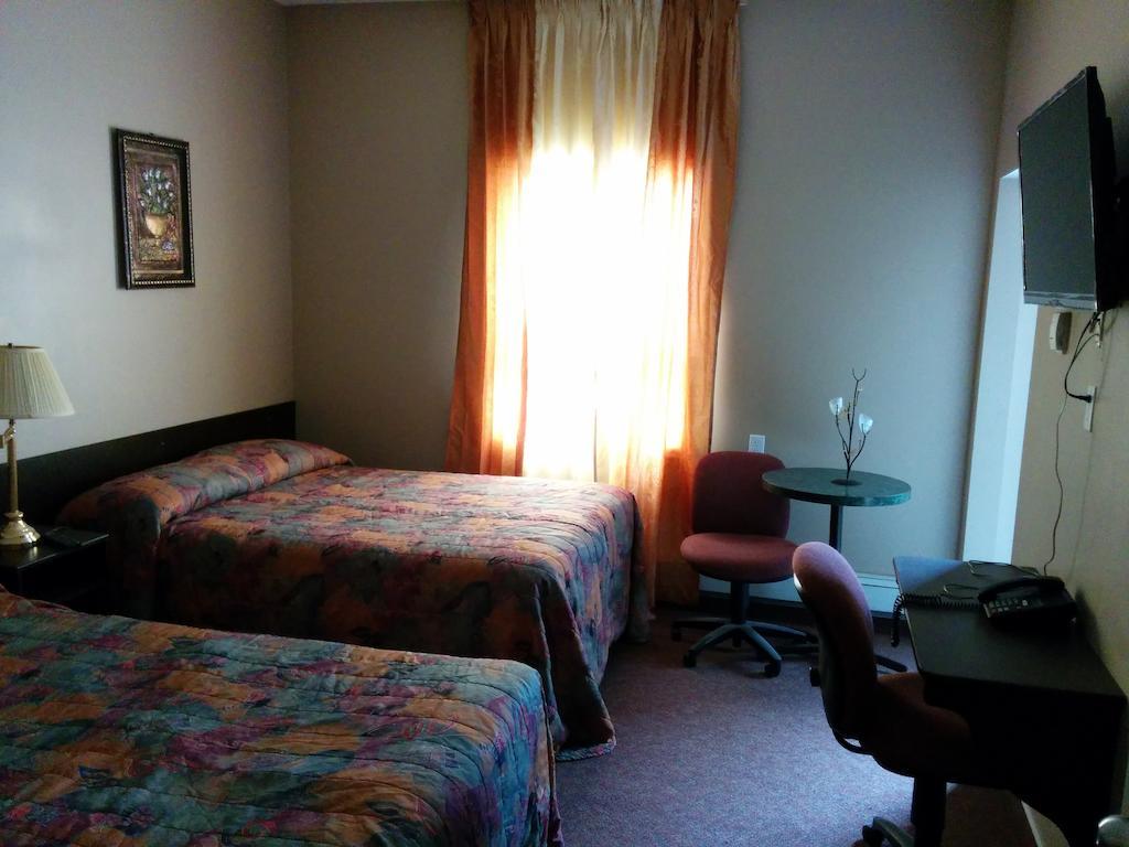 Bonnyville Hotel Δωμάτιο φωτογραφία