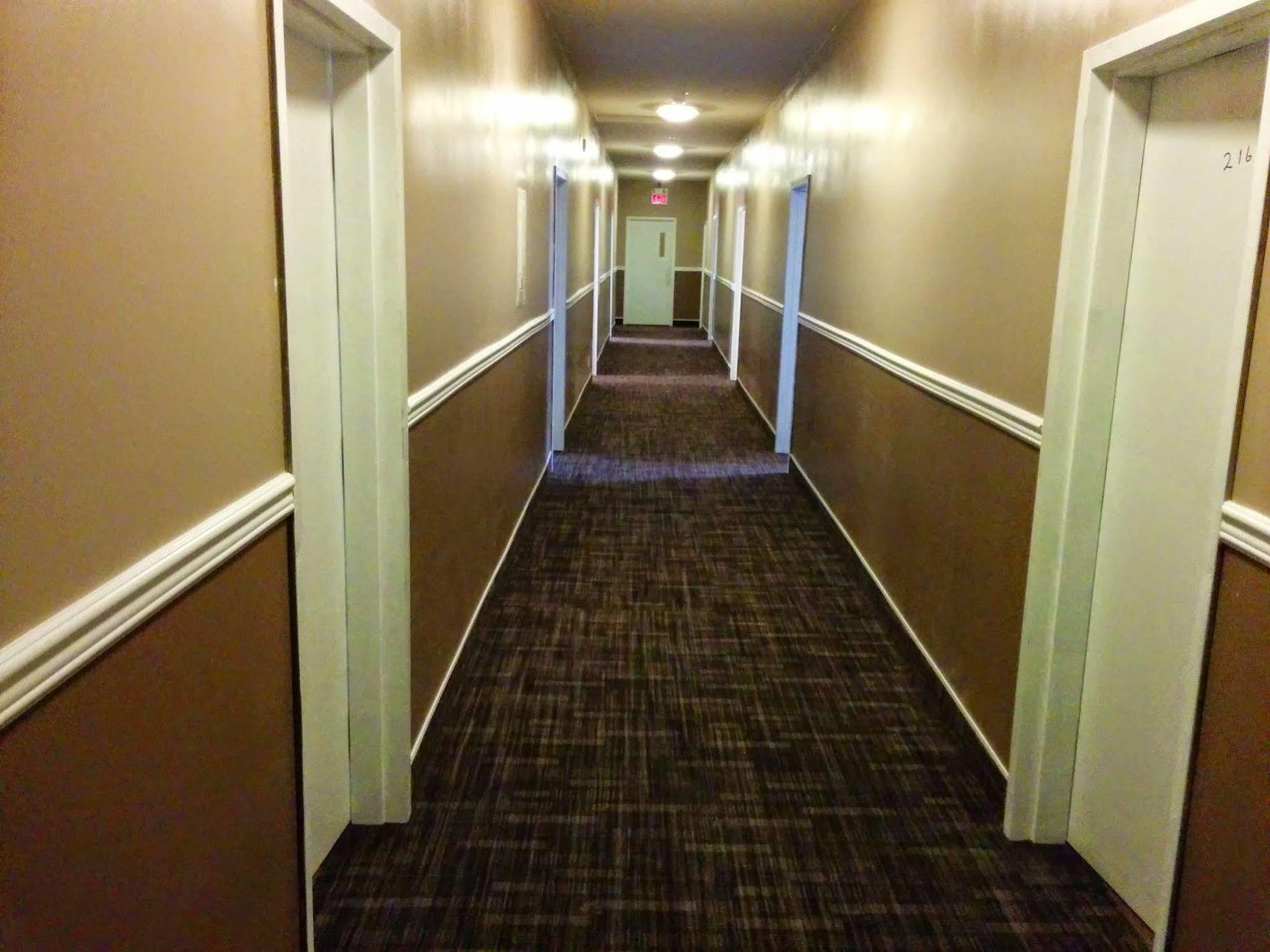 Bonnyville Hotel Εξωτερικό φωτογραφία
